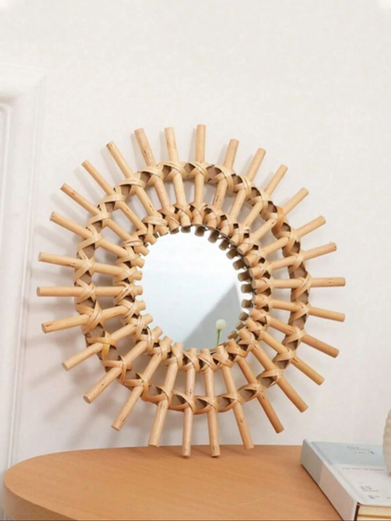 Boho 등나무 벽 거울, 수제 짠 Sunburst 벽 - Rattan Mirror Round 리뷰 및 가격